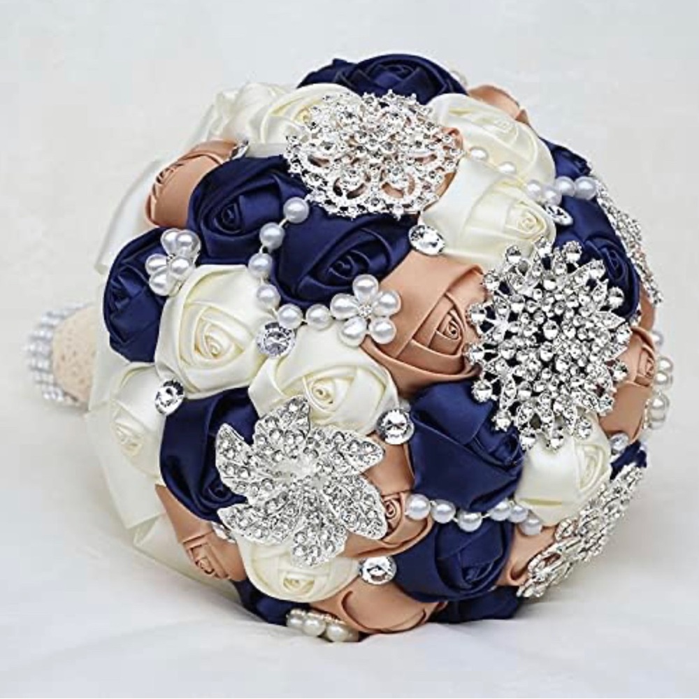 Elegant Navy and Cream Rose Brooch Bouquet NWT
